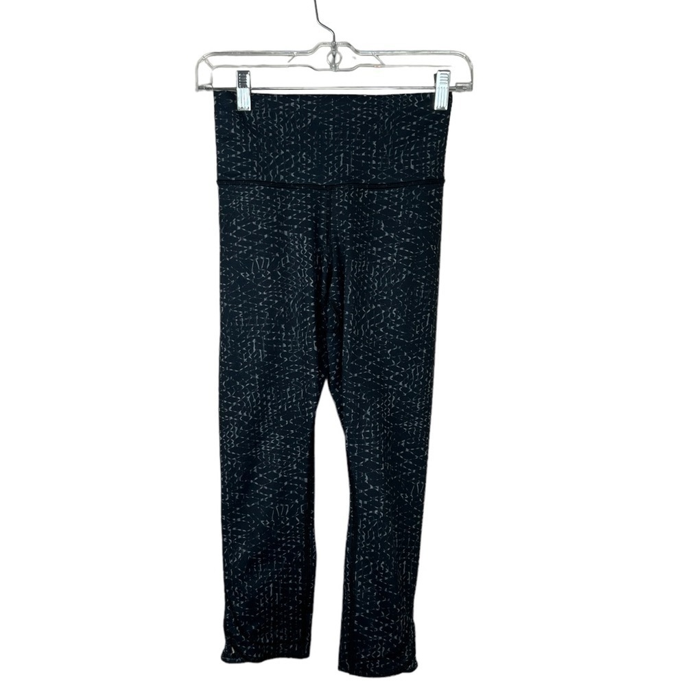 Lululemon True Self Crop II Samba Snake Battleship Black